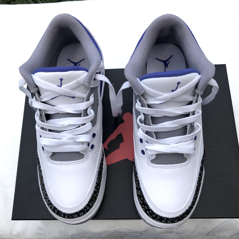 Air Jordan 3 Retro “Racer Blue” sneakers US boys 5.5 (woman’s 7),  UK 5